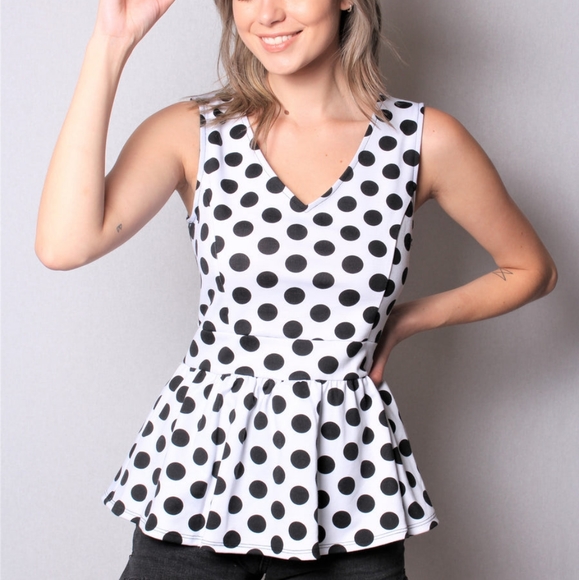 Ruby Tops - ♡♡♡♡♡  Adorable peplum top